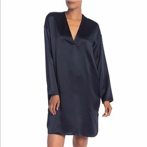 NWT Vince Silk V-Neck Tunic Dress in Navy Blue